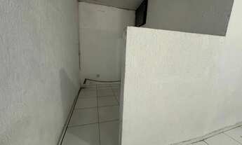 Imagem 7: Excelente Loja na Estrada do Cachamorra