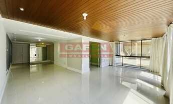 Imagem 4: Espetacular apartamento reformado com varanda 119m2 com 3 vagas de garagem!