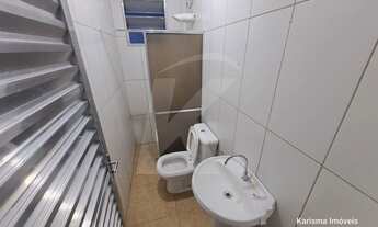 Imagem 5: Casa com 1 dormitório, sala e cozinha americana, banheiro, área de serviço