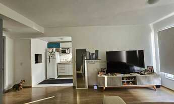 Imagem 3: Apartamento mobiliado de 2 dormitórios com suíte no bairro Jardim Carvalho em Porto Alegre