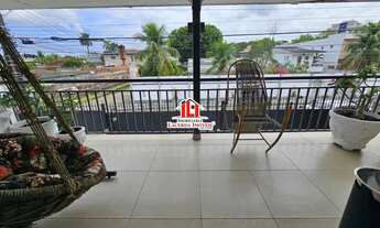 Imagem 2: Casa no Cj Aruanã de Esquina com 4 Suítes sendo uma no Subsolo/ piscina e Edícula/ poço a