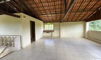 Imagem 5: CASA EM FRENTE À LAGOA OLHOS D?ÁGUA - LOCALIZAÇÃO PRIVILEGIADA