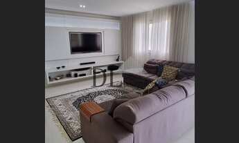 Imagem 5: EREDITA para venda possui 202 metros quadrados com 3 quartos