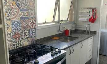 Imagem 3: Apartamento todo reformado com varanda e linda vista