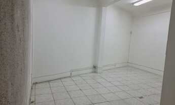 Imagem 4: Excelente conjunto de lojas no coração da Savassi, 48m², dois banheiros, pé direito elevad