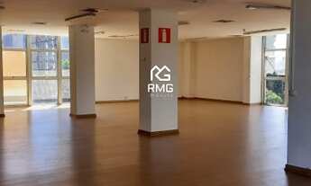 Imagem: Sala para aluguel tem 200 metros quadrados
