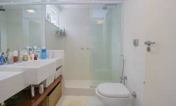 Imagem 7: Casa para venda possui 347 metros quadrados com 4 quartos