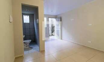 Imagem 3: Casa para Aluguel - Parolin, 1 Quarto, 16 m2