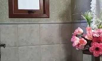 Imagem 5: Casa para Venda em Florianópolis, Jurerê Internacional, 5 dormitórios, 1 suíte, 2 banheiro