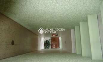 Imagem 2: PORTO ALEGRE - Apartamento Padrão - Floresta