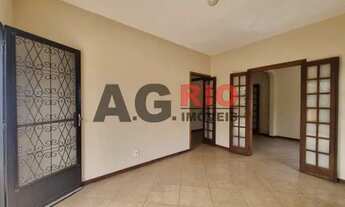 Imagem 3: Casa em Condomínio-LOCAÇÃO-Vila Valqueire-Rio de Janeiro-RJ