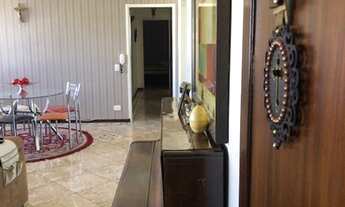 Imagem 2: Apartamento para aluguel e venda possui 205 metros quadrados com 3 quartos