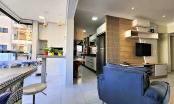 Imagem 2: Apartamento para locação anual na praia de Pitangueiras, sacada gourmet, 02 dormitórios, 0