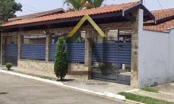 Imagem: Linda casa em Condomínio Fechado no Bairro