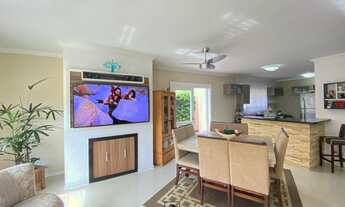 Imagem 5: Casa contemporânea no centro de Imbé - piscina - garagem fechada