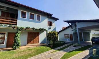 Imagem 4: Casa para Venda em Florianópolis, Jurerê Internacional, 5 dormitórios, 1 suíte, 2 banheiro