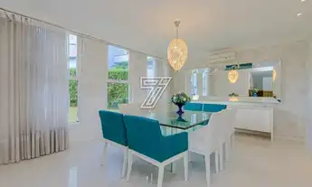 Imagem 6: Casa de condomínio para venda tem 344 metros quadrados