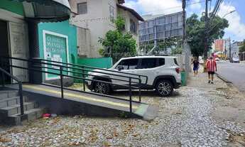 Imagem 6: ALUGO CASA / 200M² / 8 quartos nas Graças - Recife - PE