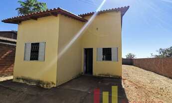 Imagem 2: URUAÇU - Casa Padrão - SETOR SUL 2