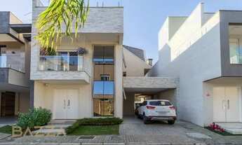 Imagem: Casa sobrado em condomínio com 4 quartos