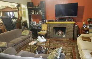 Imagem 3: Casa para Venda - 220m², 3 dormitórios, 4 vagas - Teresópolis