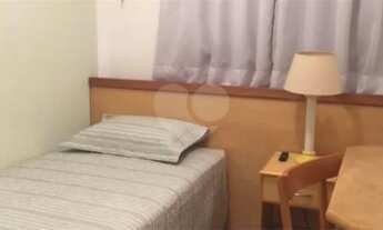 Imagem 5: Apartamento mobiliado com 54m², 2 dormitórios, sacada e 1 vaga próximo à Berrini