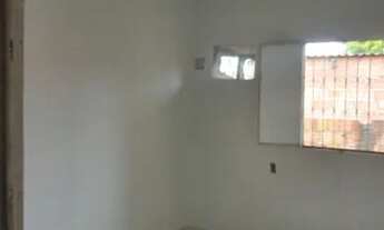 Imagem 3: CJ NOVA CIDADE RUA PRINCIPAL COM TERRENO MURRADO DESOCUPADA