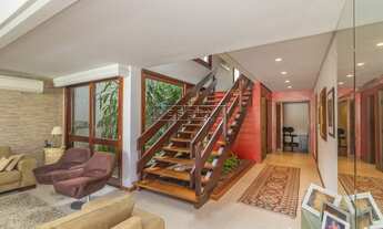 Imagem 2: Maravilhosa Casa no coração do TRÊS FIGUEIRAS, lado do ANCHIETA e FARROUPILHA, c/ 400m² c