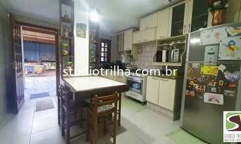 Imagem 2: Casa assobradada, 245 m², 3 dormitórios, para venda R$849.000,00 Bosque dos Eucaliptos