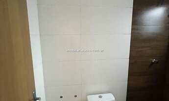 Imagem 3: Imperdível! Prédio com elevador, cobertura frente! Próximo à Rua das Figueiras, acabamento