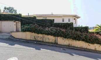 Imagem 2: Casa para Venda - 320m², 5 dormitórios, sendo 2 suites, 3 vagas - Tristeza