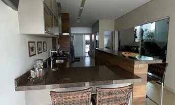 Imagem 5: Sobrado para venda tem 240 metros quadrados com 3 quartos em Boaçava - São Paulo - SP