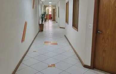 Imagem 2: Sala comercial Galpão / depósito com venda por R$180.000