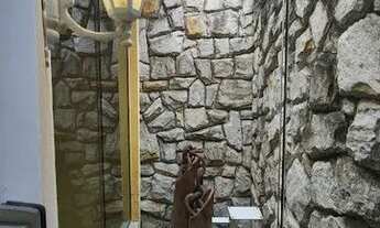 Imagem 2: Casa sobrado com 3 quartos sendo 1 suíte, Centro - Macaé - RJ