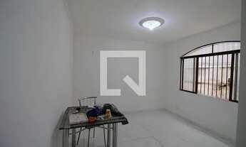 Imagem 4: Casa para Aluguel - Parque Assunção, 1 Quarto, 50 m2