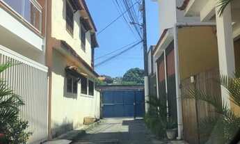 Imagem 2: Casa de vila térrea para aluguel e venda possui 240 metros quadrados com 3 quartos