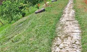 Imagem 2: Belo sítio medindo 2.500 m² em Cachoeiras de Macacu, com uma vista espetacular