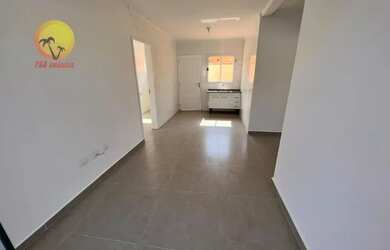 Imagem 2: Village para Venda em Bertioga, Centro, 2 dormitórios, 1 suíte, 2 banheiros, 2 vagas