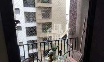 Imagem 3: Apartamento 2 Quartos em Icaraí Amplo, Varanda e Vaga de Garagem