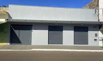 Imagem: Casa com salão dupla aptidão comercial