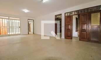 Imagem: Casa à Venda - Serra, 4 Quartos, 320 m2