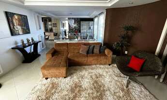 Imagem 7: Casa Alto Padrão Com 6 Suítes, à venda no Bairro Canto, em Florianópolis/SC