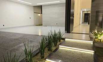 Imagem 3: CASA TÉRREA À VENDA SETOR SUDOESTE Casa de Rua com 3 Quarto(s) e 3 banheiro(s) à Venda, 2