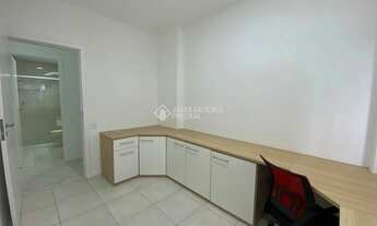 Imagem 11: Auxiliadora Predial aluga, apartamento de 3 dormitorios, sendo uma suite