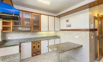 Imagem 6: Casa em condomínio com 3 dormitórios, sendo 1 suíte, com vaga de garagem, no bairro Crista