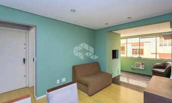 Imagem 2: 2 dormitórios com garagem no bairro Tristeza