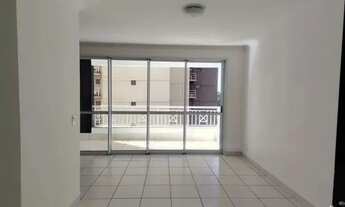 Imagem 2: Apartamento 02 quartos, sendo uma suite. Com Armários em todo os ambientes e 01 vaga de ga