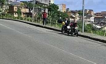 Imagem 4: Imóvel para venda possui 748 metros quadrados em Brotas - Salvador - BA