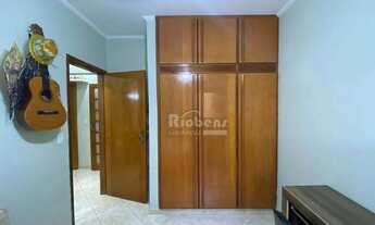 Imagem 7: R$ 430 mil, Apto. 94m2 área útil c/armarios, bem localizado, Área Sul