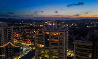 Imagem 3: Apartamento com 5 dormitórios à venda, 638 m² por R$ 5.990.000,00 - Centro - Piçarras/SC